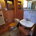 Σαλέ Traditionnel Avec Jacuzzi Exterieur Bex