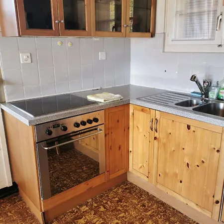 Traditionnel Avec Jacuzzi Exterieur Bex