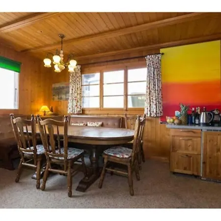 Chalet Traditionnel Avec Jacuzzi Exterieur *