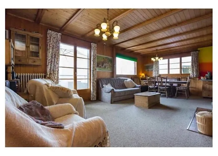 Traditionnel Avec Jacuzzi Exterieur Chalet