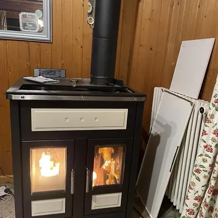 Traditionnel Avec Jacuzzi Exterieur 木屋 贝克斯